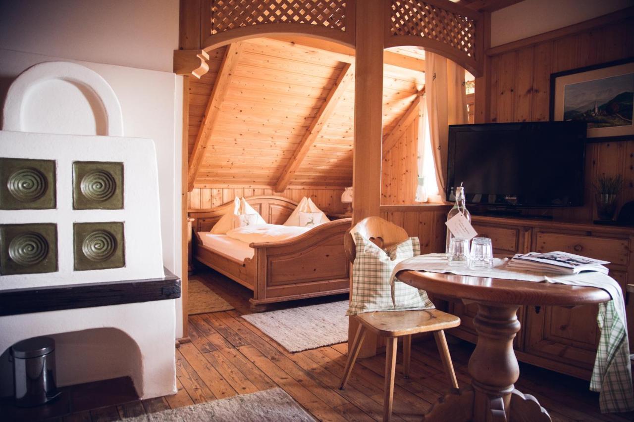 Gipfelhaus Magdalensberg Hotell Sankt Veit an der Glan Exteriör bild