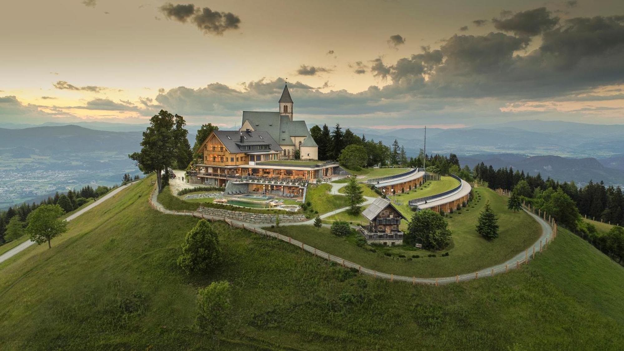 Gipfelhaus Magdalensberg Hotell Sankt Veit an der Glan Exteriör bild