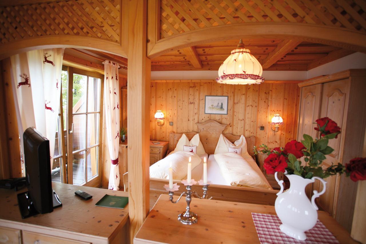 Gipfelhaus Magdalensberg Hotell Sankt Veit an der Glan Exteriör bild